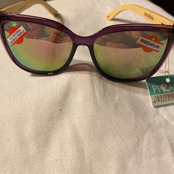 piranha Accessories Ladies Premium Piranha Sunglasses New Free Gift